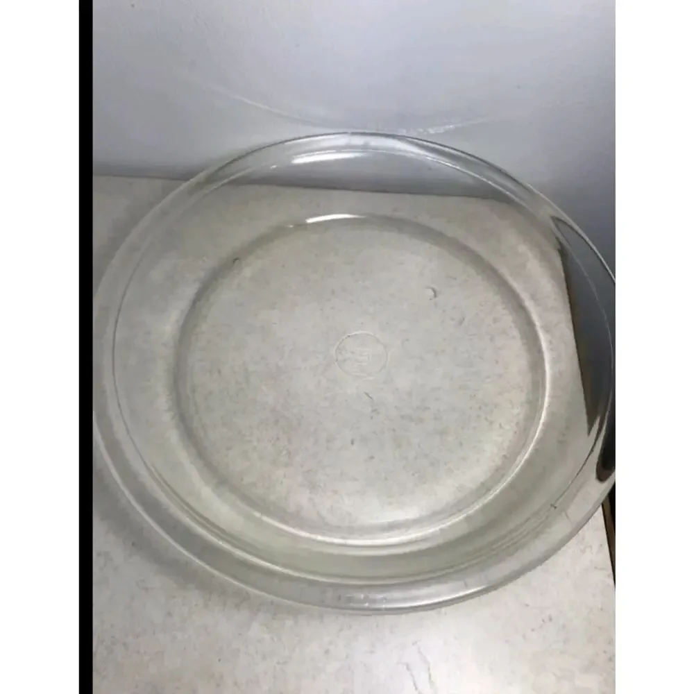 Pyrex 1926-1948 Roaring Twenties Depression Era Pie Plate 208 8.5
